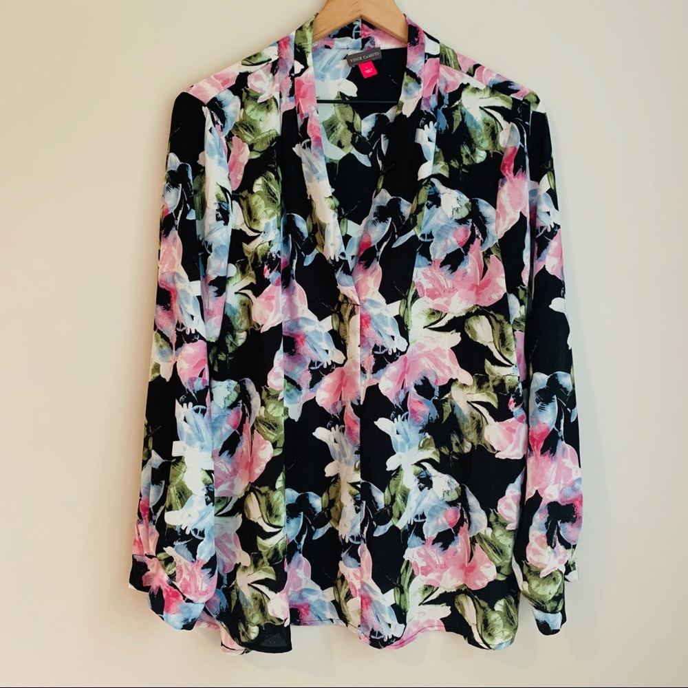 Vince Camuto Floral V Neck Top